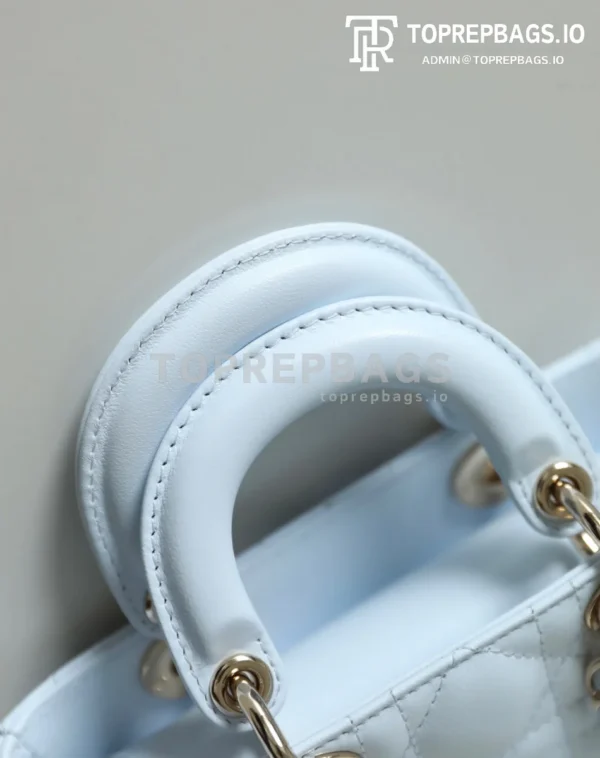 cmp_i1747369070493_8005_0_2 Dior D-Joy in Blue