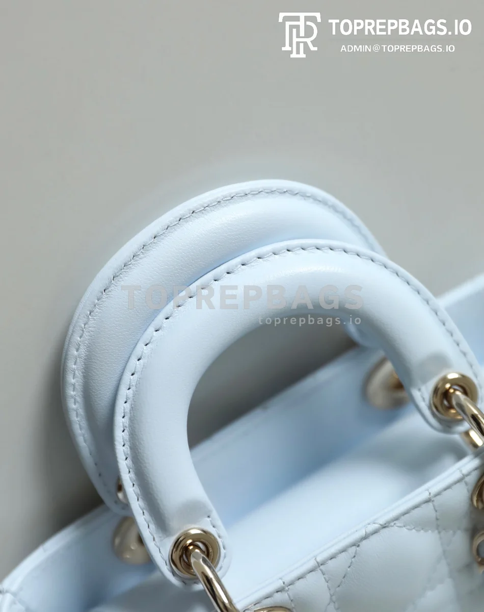 cmp_i1747369070493_8005_0_2 Dior D-Joy in Blue