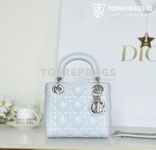 cmp_i1749714152982_1652_0_10 Dior Lady Dior in Blue