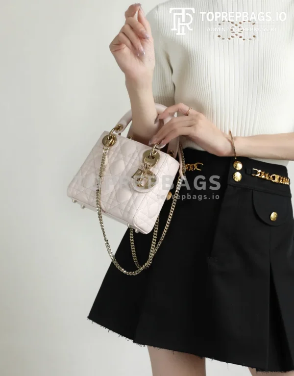 cmp_i1749714474249_4180_0_10 Dior Lady Dior in Pink