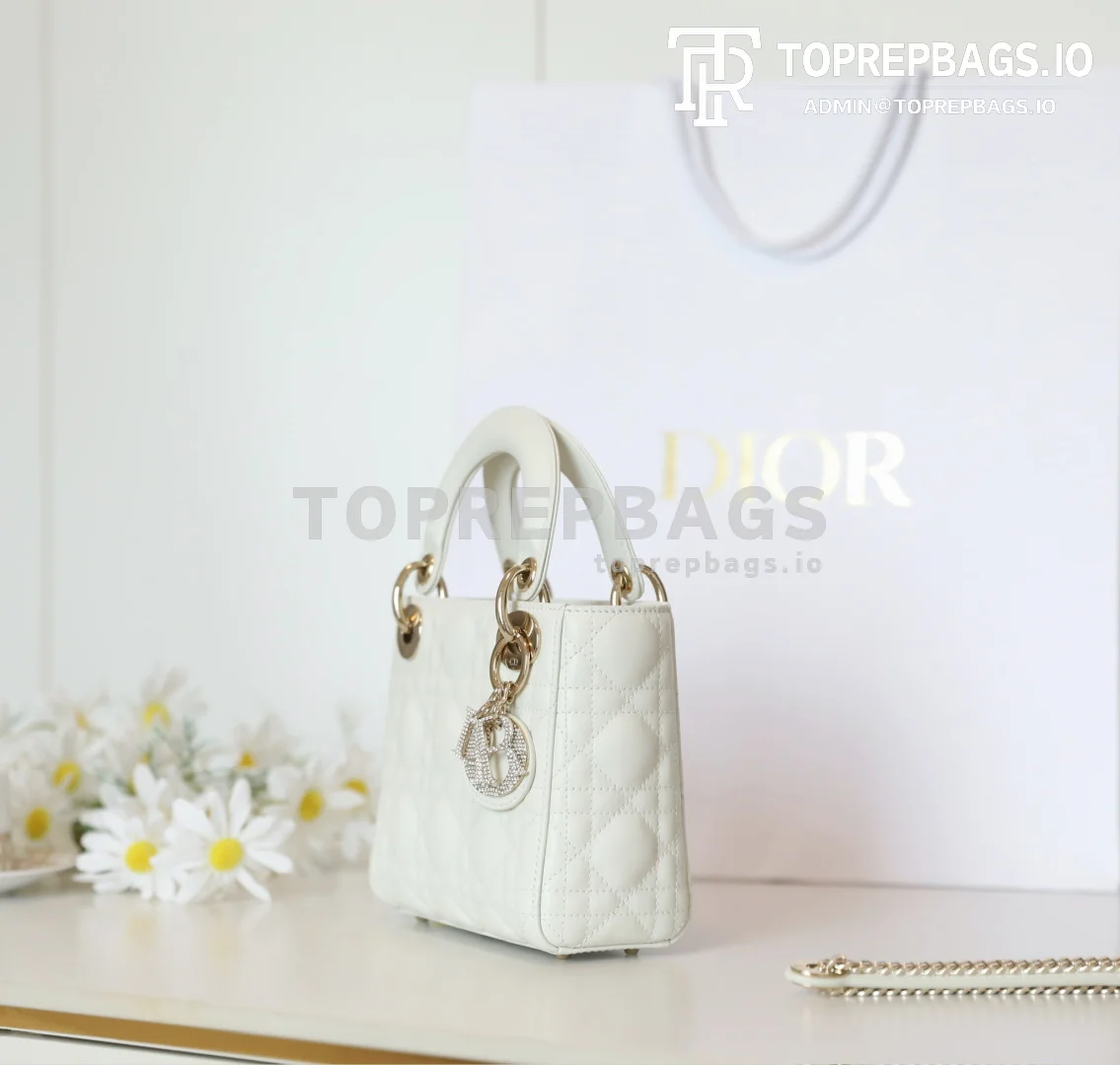 cmp_i1754376310397_1574_0_4 Dior Lady Dior in White