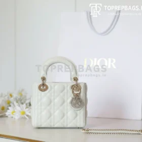 cmp_i1754376310397_8939_0_0 Dior Lady Dior in White