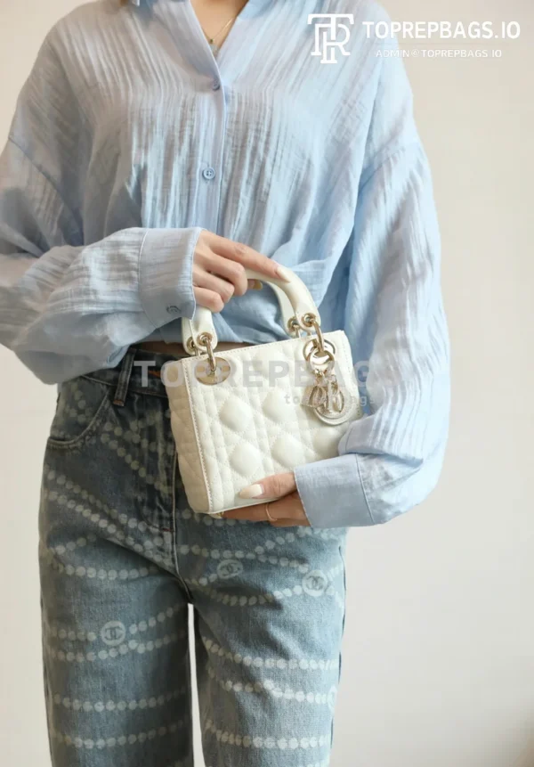 cmp_i1754377331958_1781_0_7 Dior Lady Dior in White