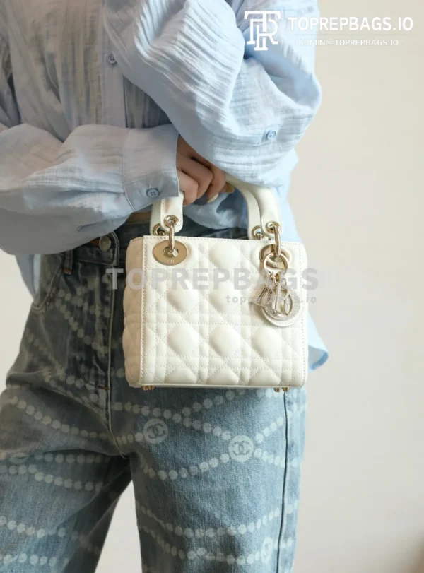 cmp_i1754377334088_6076_0_8 Dior Lady Dior in White