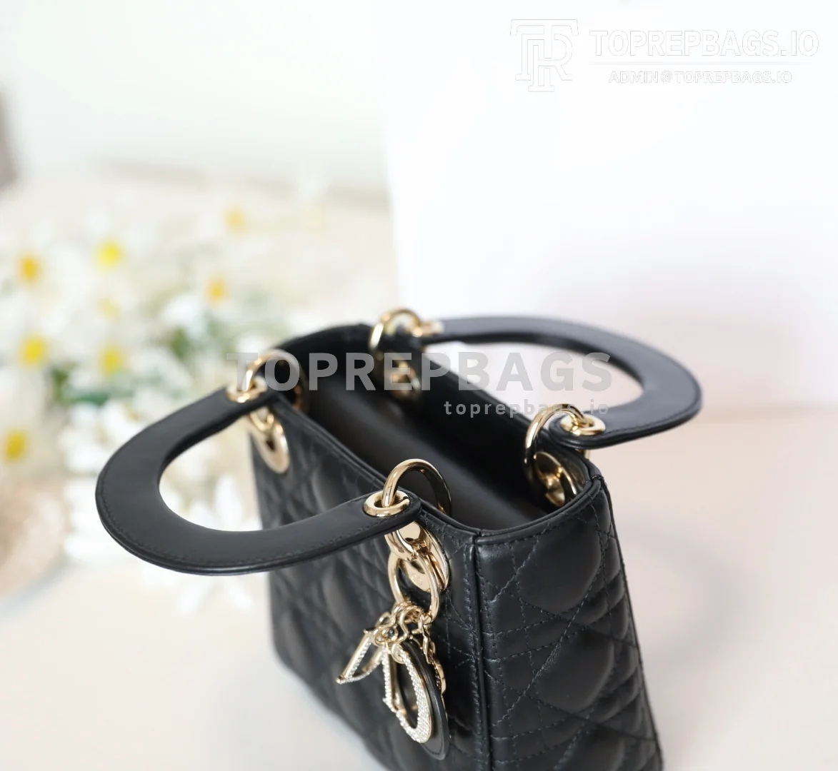 cmp_i1754377753416_5631_0_3 Dior Lady Dior in Black