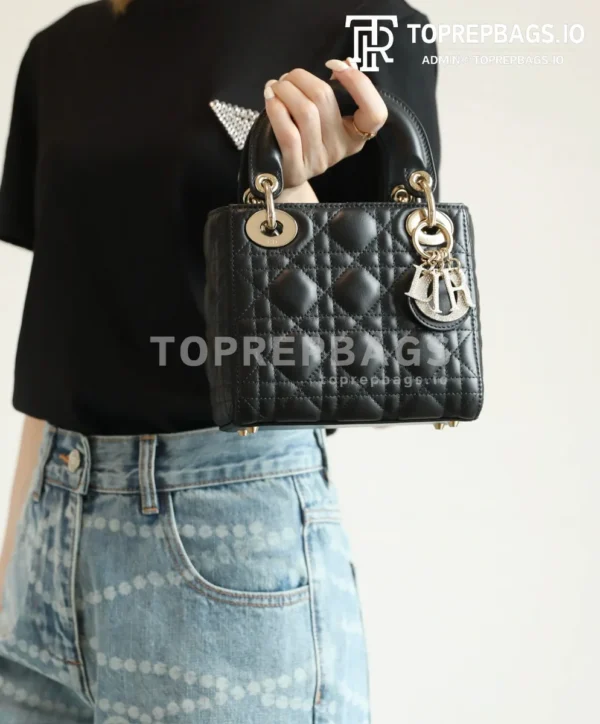 cmp_i1754377788718_4424_0_7 Dior Lady Dior in Black