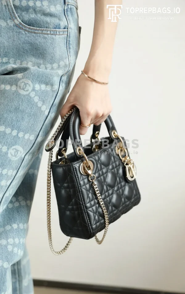 cmp_i1754377793849_5300_0_0 Dior Lady Dior in Black
