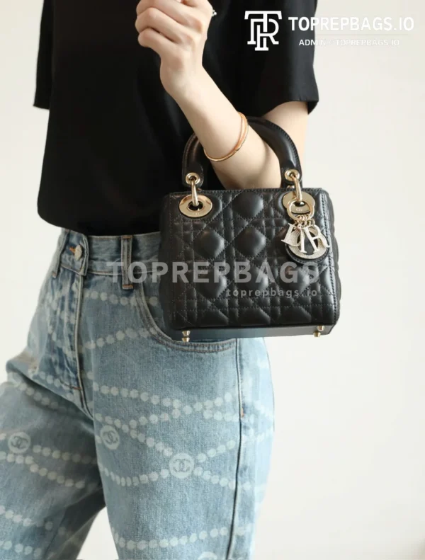 cmp_i1754377793852_1121_0_8 Dior Lady Dior in Black