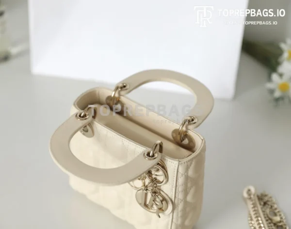 cmp_i1756378824461_2735_0_4 Dior Lady Dior in Ivory