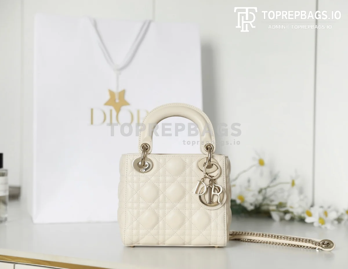 cmp_i1756378824461_360_0_0 Dior Lady Dior in Ivory
