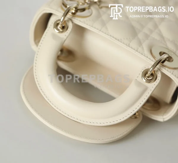 cmp_i1756378825024_8529_0_8 Dior Lady Dior in Ivory