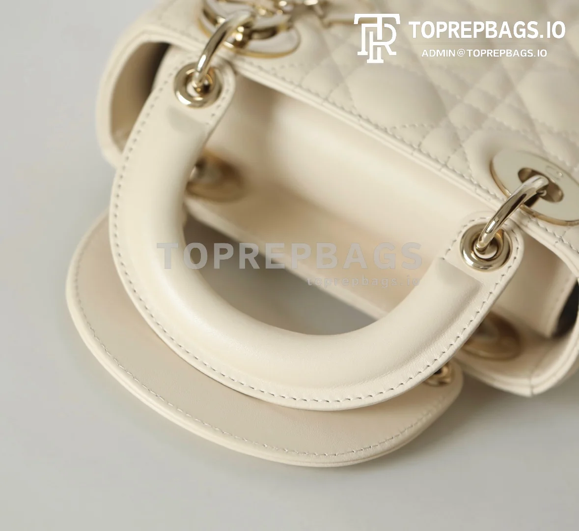 cmp_i1756378825024_8529_0_8 Dior Lady Dior in Ivory
