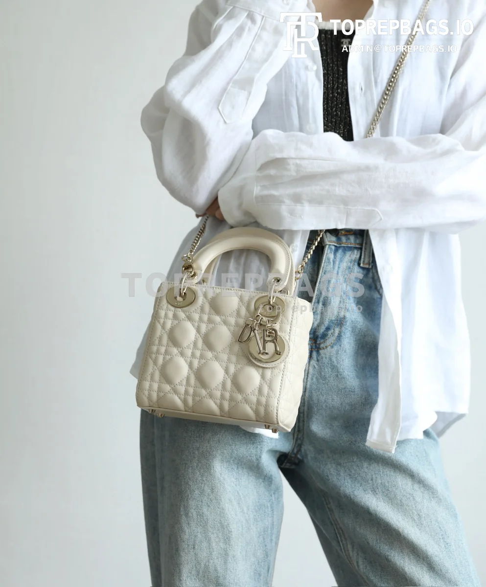 cmp_i1756378912215_2802_0_0 Dior Lady Dior in Ivory