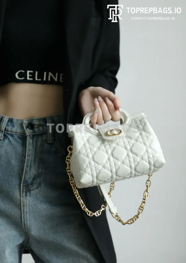 cmp_i1762417428328_6567_0_7 Dior Jolie Top Handle in White