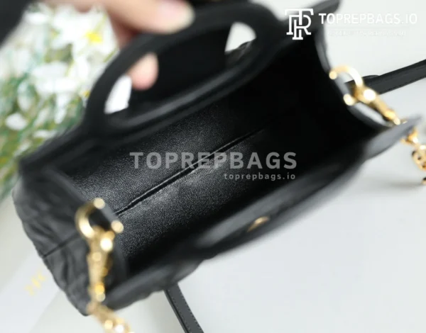 cmp_i1762418385744_1183_0_7 Dior Jolie Top Handle in Black