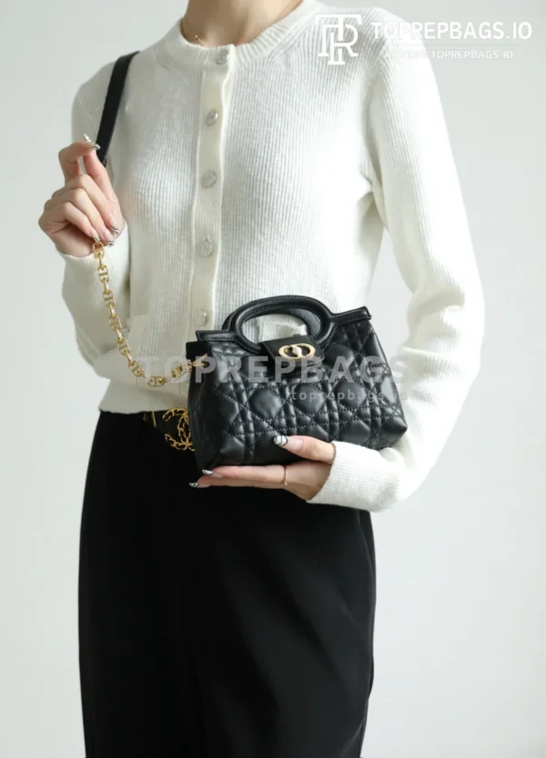 cmp_i1762418545686_9263_0_0 Dior Jolie Top Handle in Black