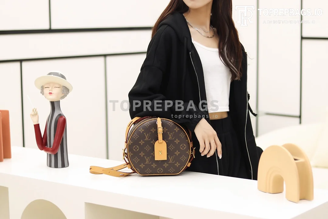 i1615902852_2197_8 Louis Vuitton Boite Chapeau Souple Large in Brown