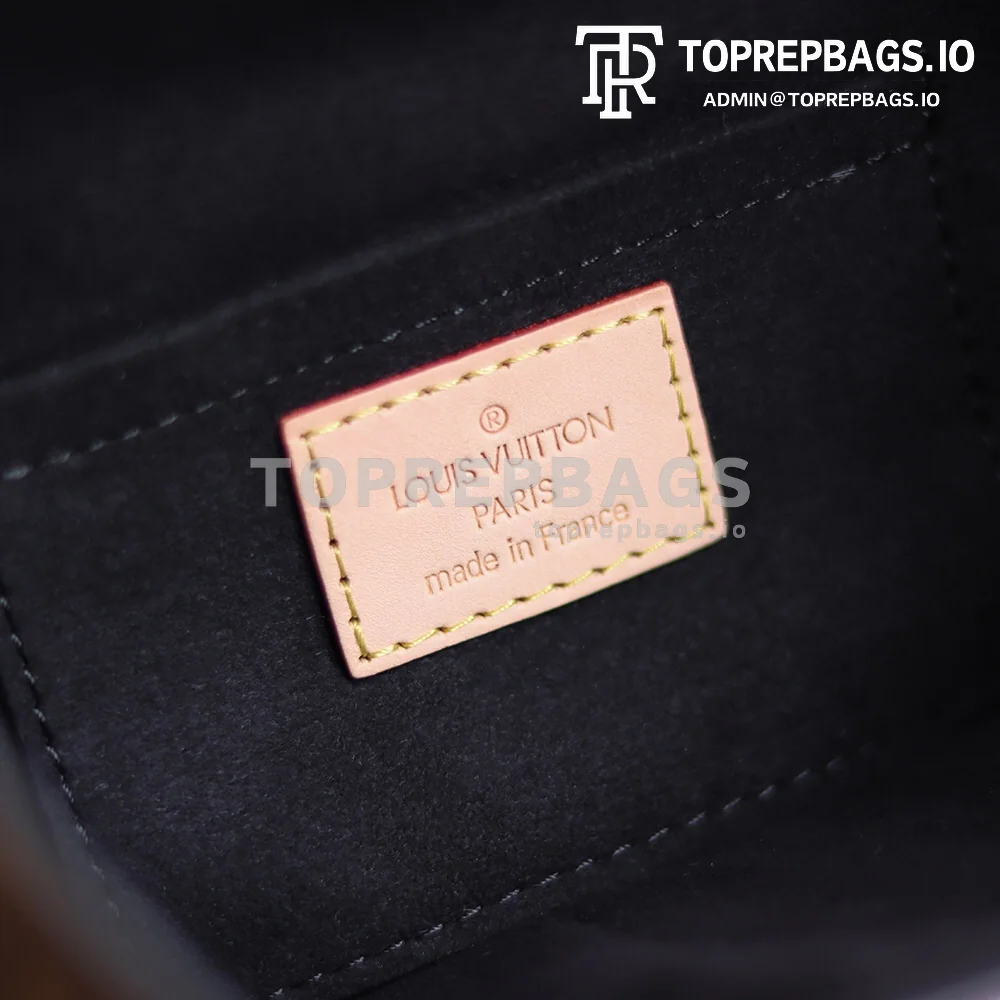 i1619246169_9516_0 Louis Vuitton Duffle in Brown