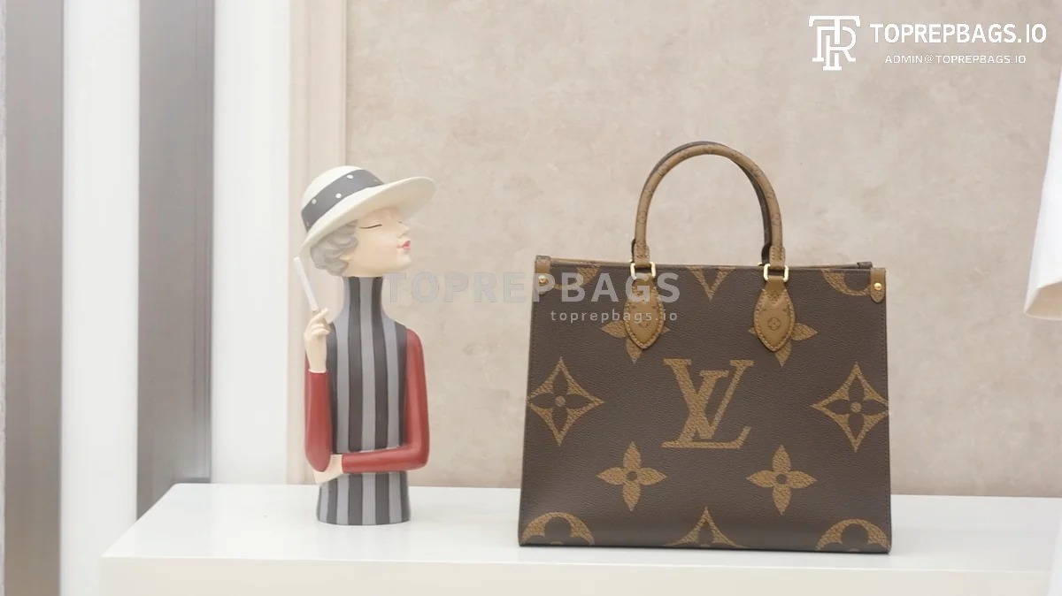 i1623310455_1530 Louis Vuitton OnTheGo Small in Brown
