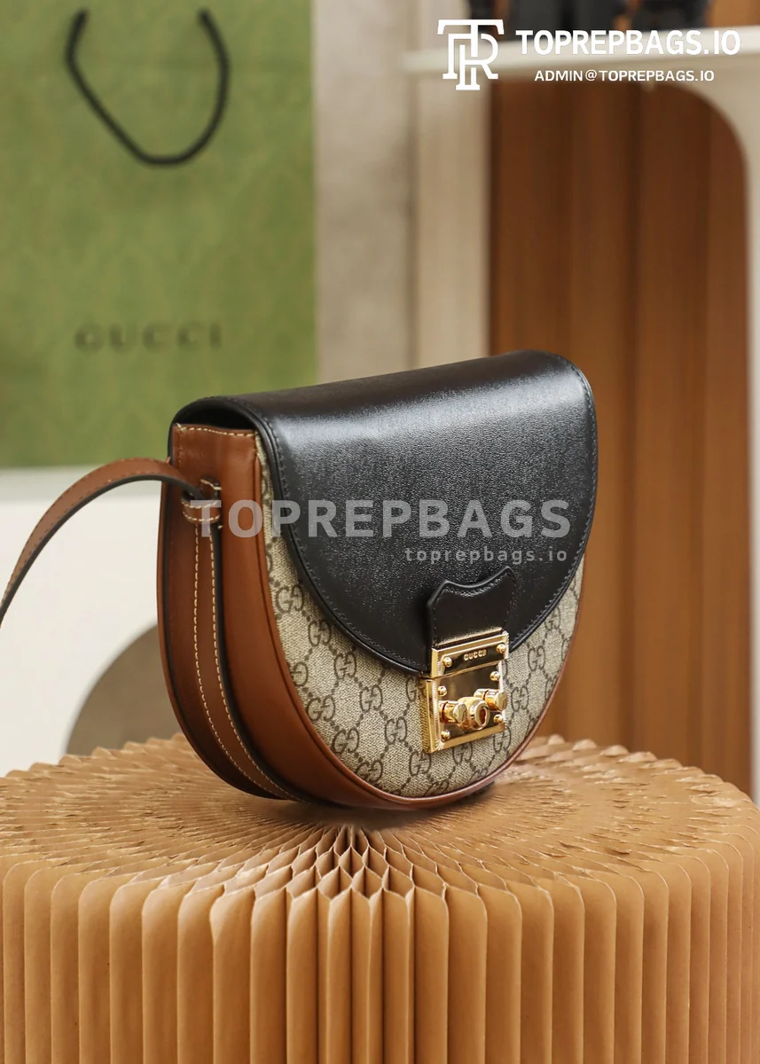 i1623393654_7893_1 Gucci Padlock in Beige