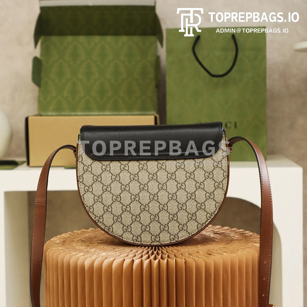i1623393654_9652_7 Gucci Padlock in Beige
