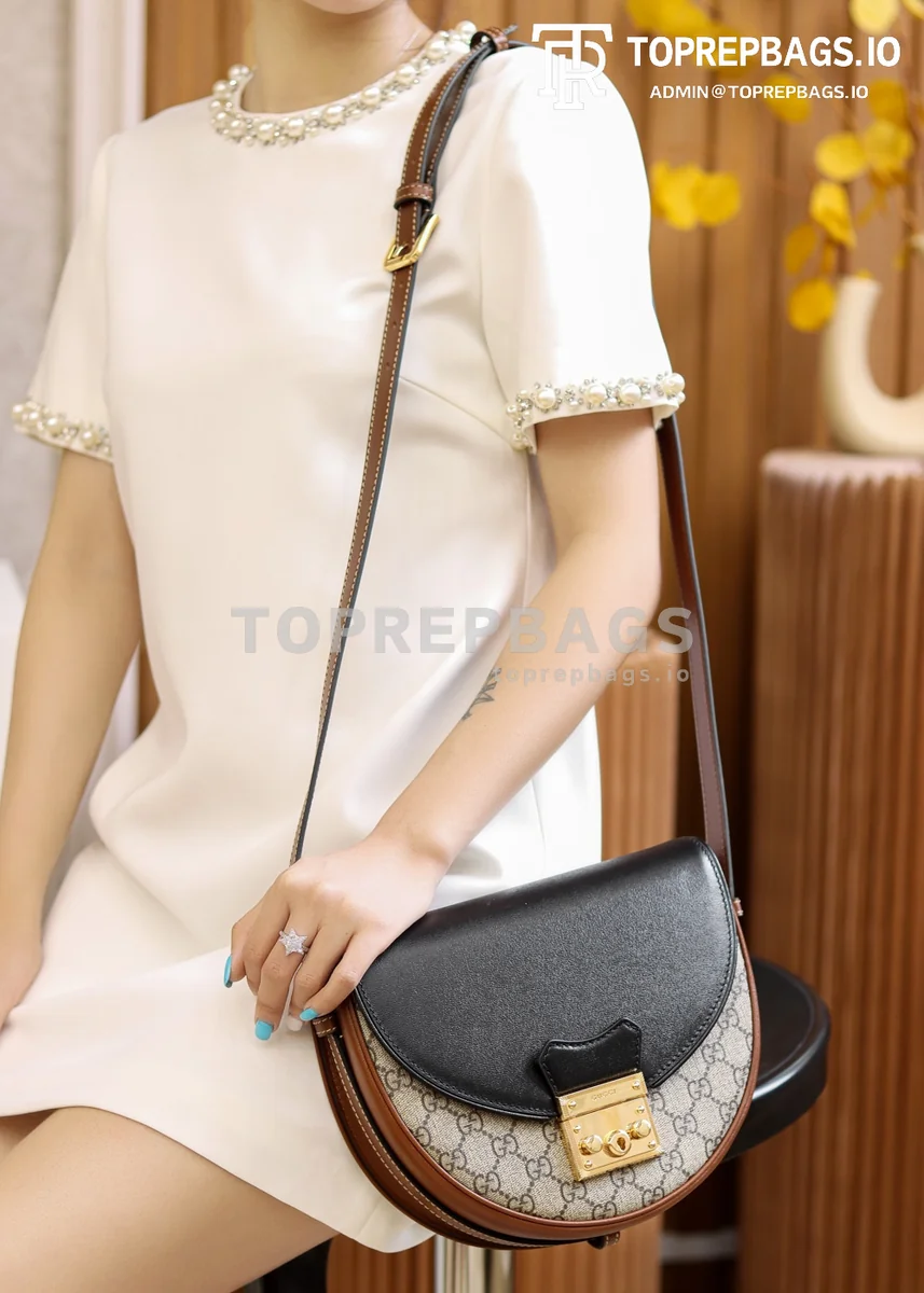i1623394257_626_1 Gucci Padlock in Beige