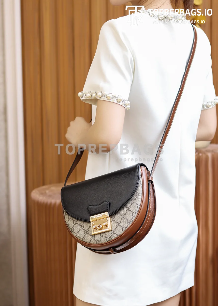 i1623394257_9023_5 Gucci Padlock in Beige