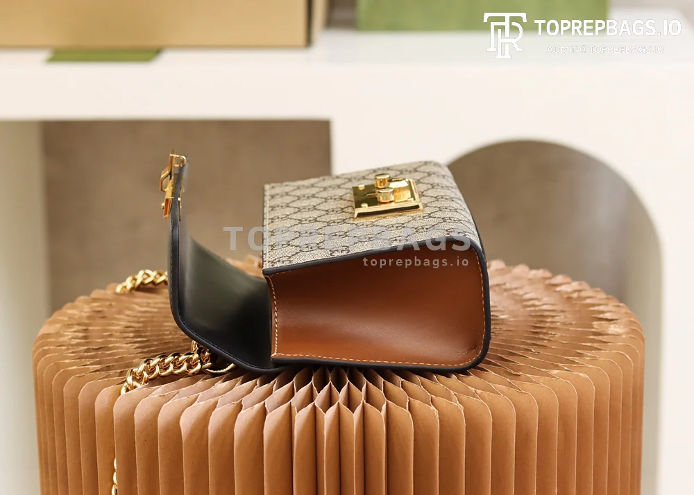 i1623405714_4640_6 Gucci Padlock Small in Beige