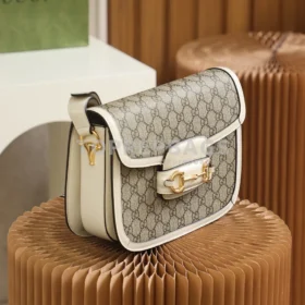 Gucci 1955 Horsebit Saddle in Beige