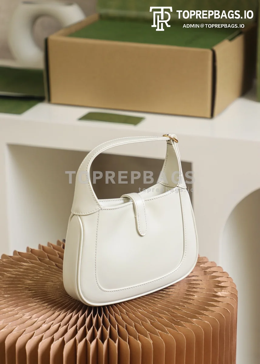 i1625473437_2147_3 Gucci Jackie 1961 Mini in White