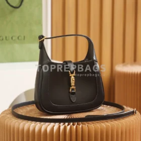 Gucci Jackie 1961 Mini in Black