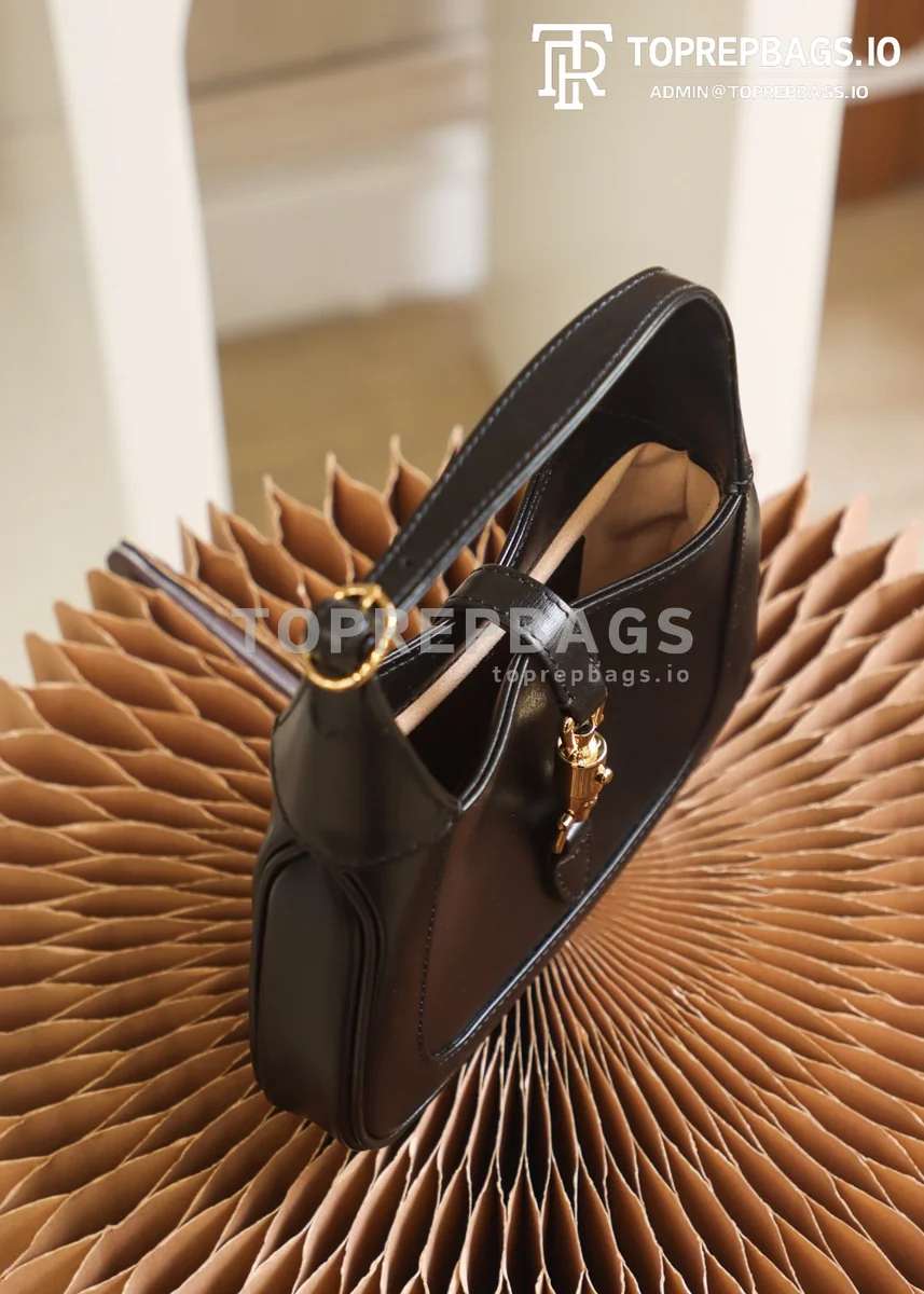 i1625473641_5430_4 Gucci Jackie 1961 Mini in Black