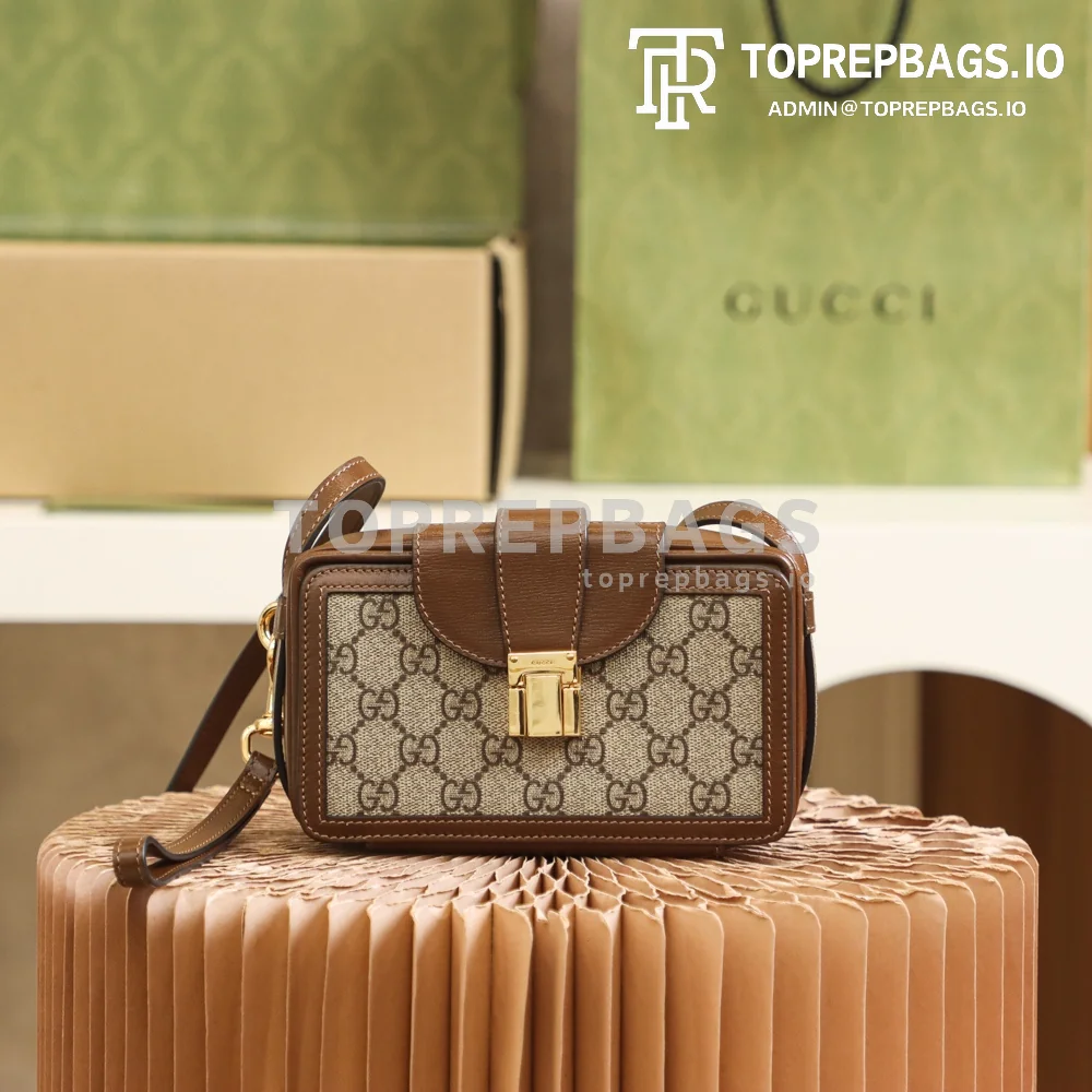 i1634109377_641_0 Gucci Mini Handbag in Beige