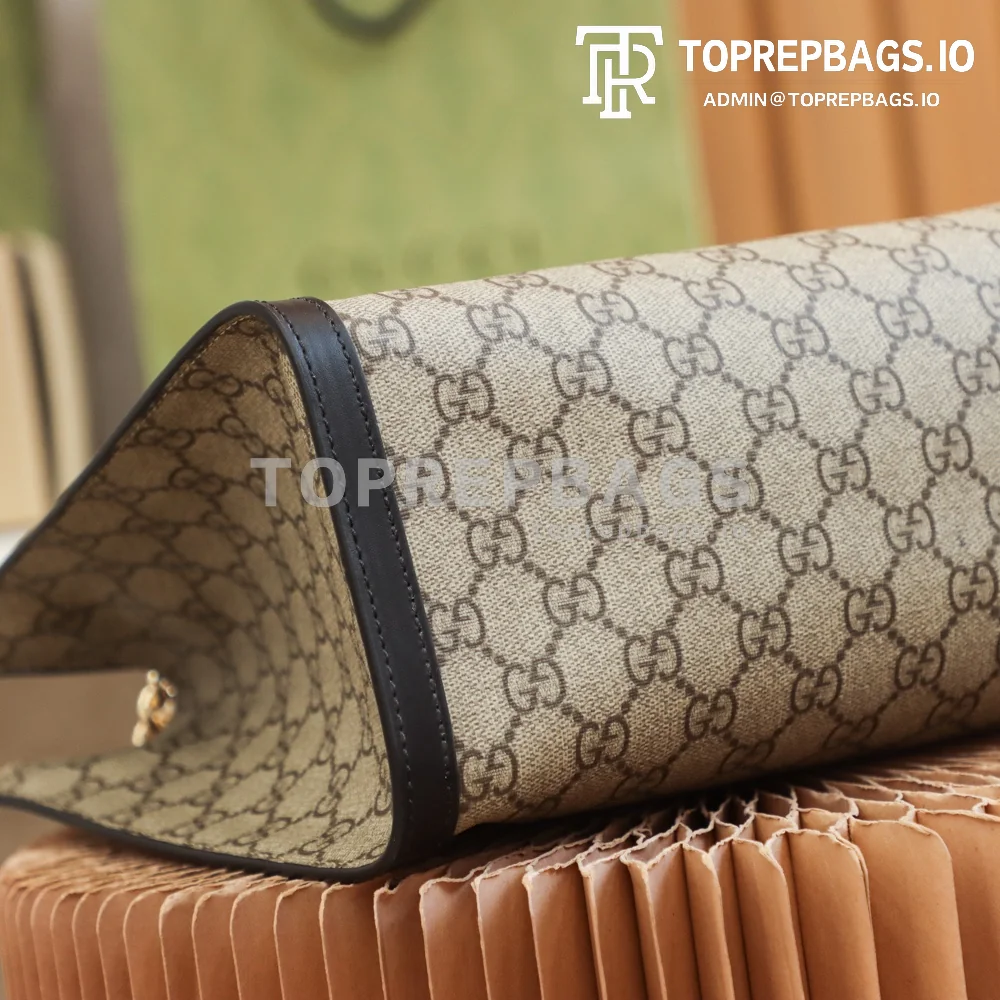 i1636279518_6347_4 Gucci Padlock Medium in Beige