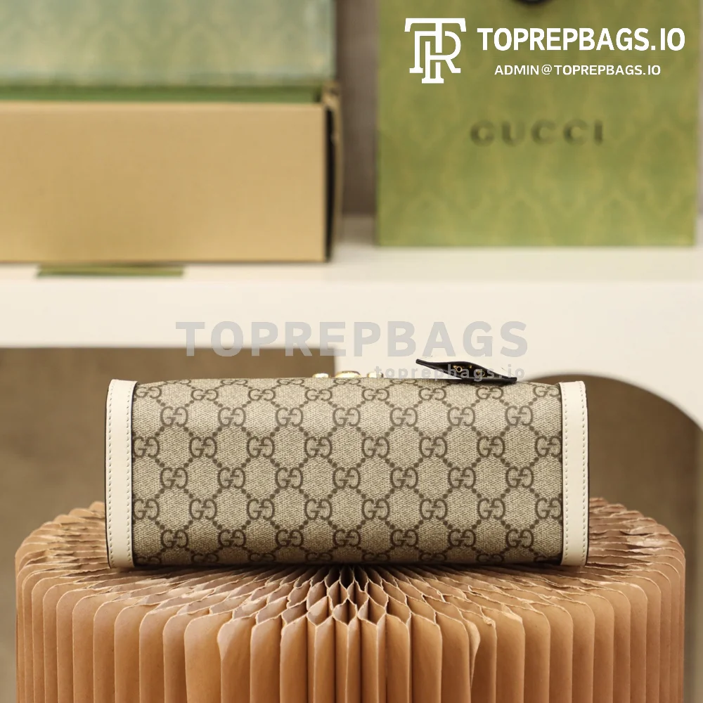 i1636280429_5750_8 Gucci Padlock Small in Beige