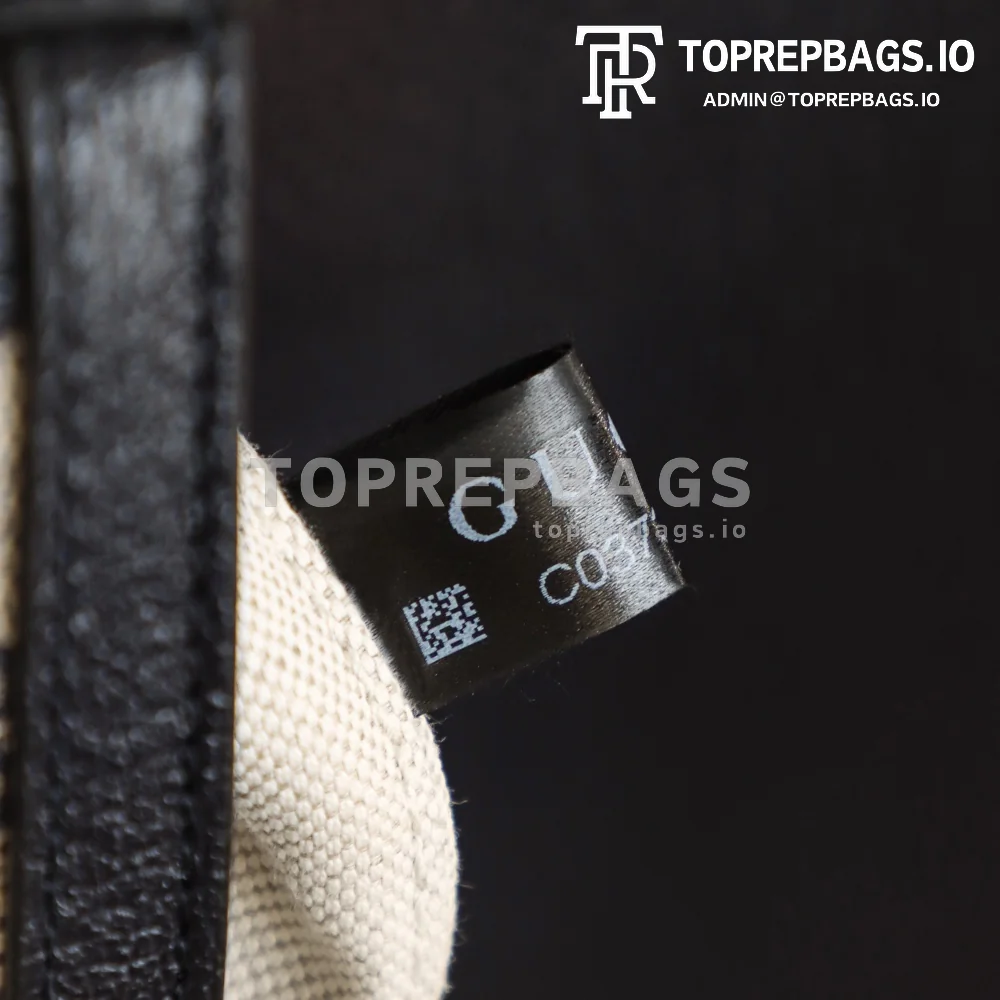 i1646911778_2767_8 Gucci 1955 Horsebit Saddle in Beige