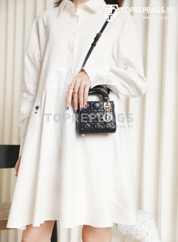 i1647854678_2505_0 Dior Lady Dior in Black