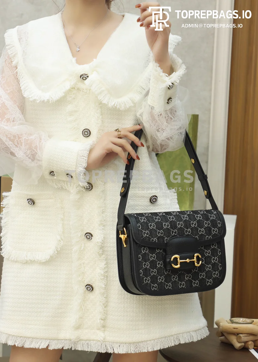 i1649496192_6152_0 Gucci 1955 Horsebit in Black