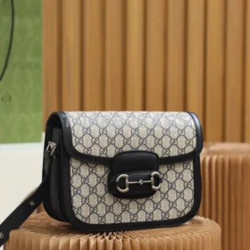 Gucci 1955 Horsebit Saddle in Beige