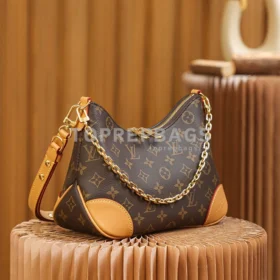Louis Vuitton Boulogne Hobo in Brown