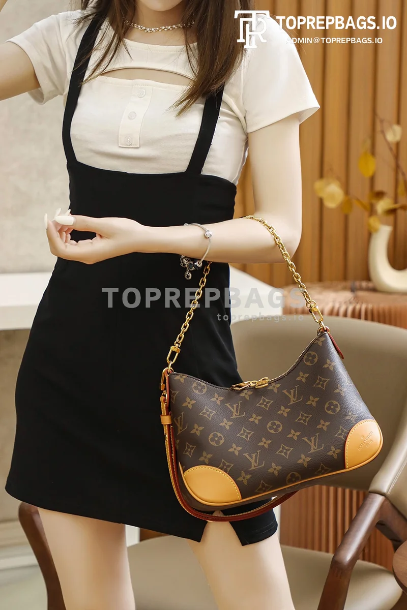 i1653911783_2727_0 Louis Vuitton Boulogne Hobo in Brown