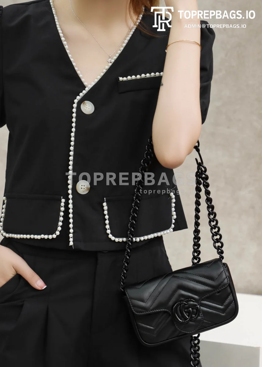 i1658405240_2407_0 Gucci GG Marmont Super Mini in Black