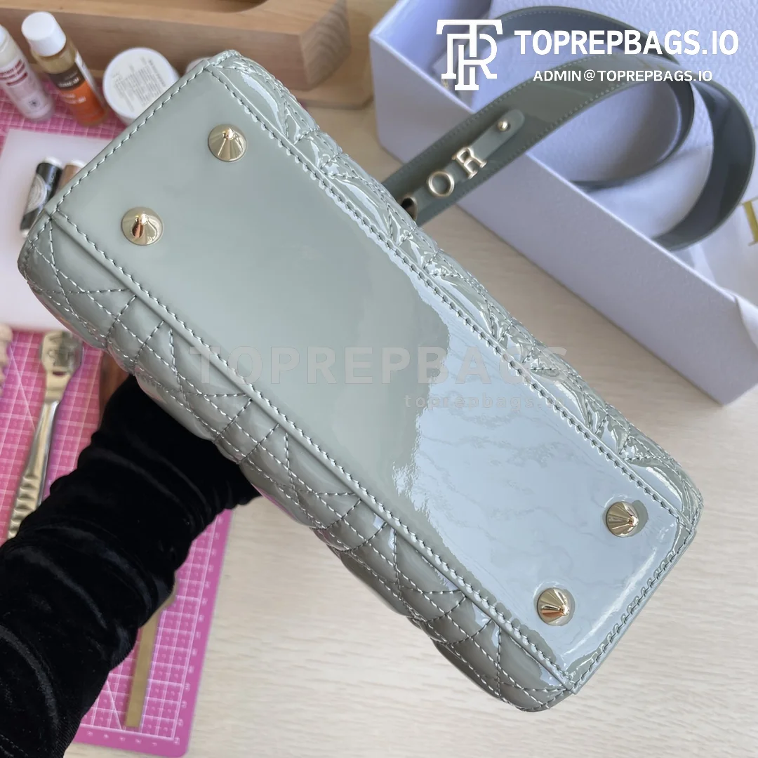 i1659413318_2829_4 Dior D-Joy in Grey