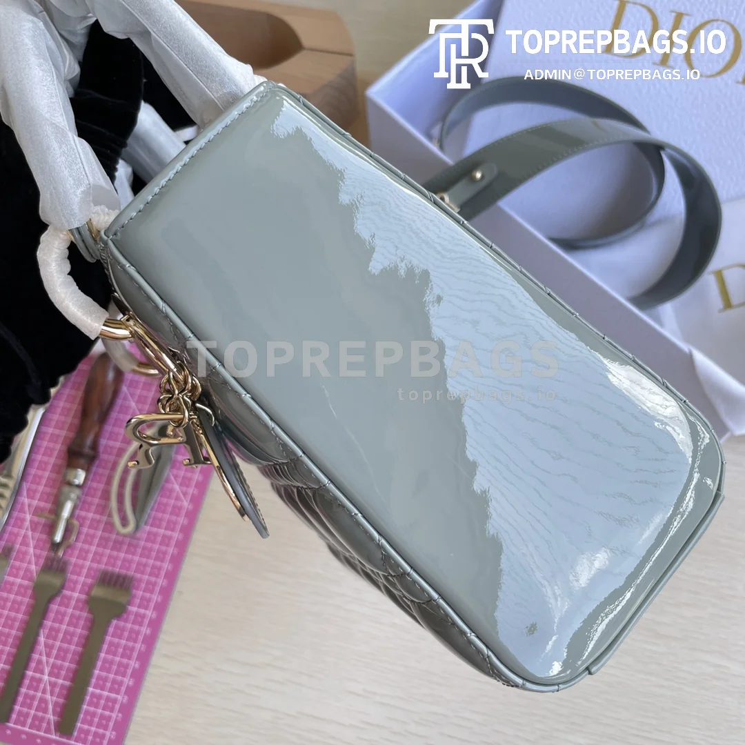 i1659413318_5413_5 Dior D-Joy in Grey