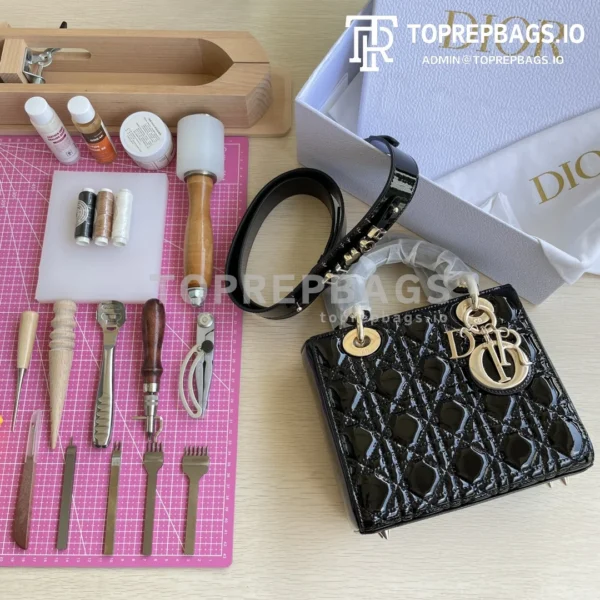 i1659413335_5330_0 Dior D-Joy in Black