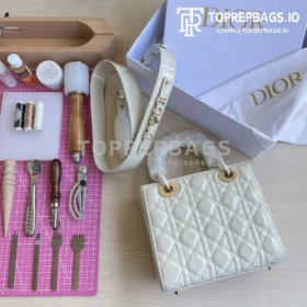Dior D-Joy in Ivory