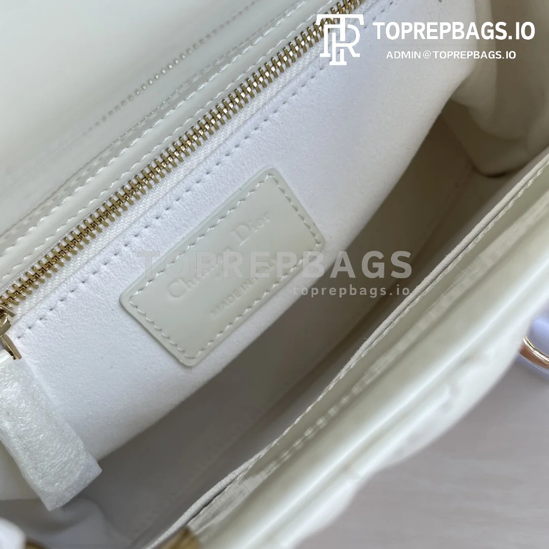 i1659413369_7797_8 Dior D-Joy in Ivory