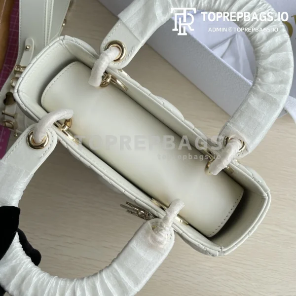 i1659586059_1835_6 Dior D-Joy in White