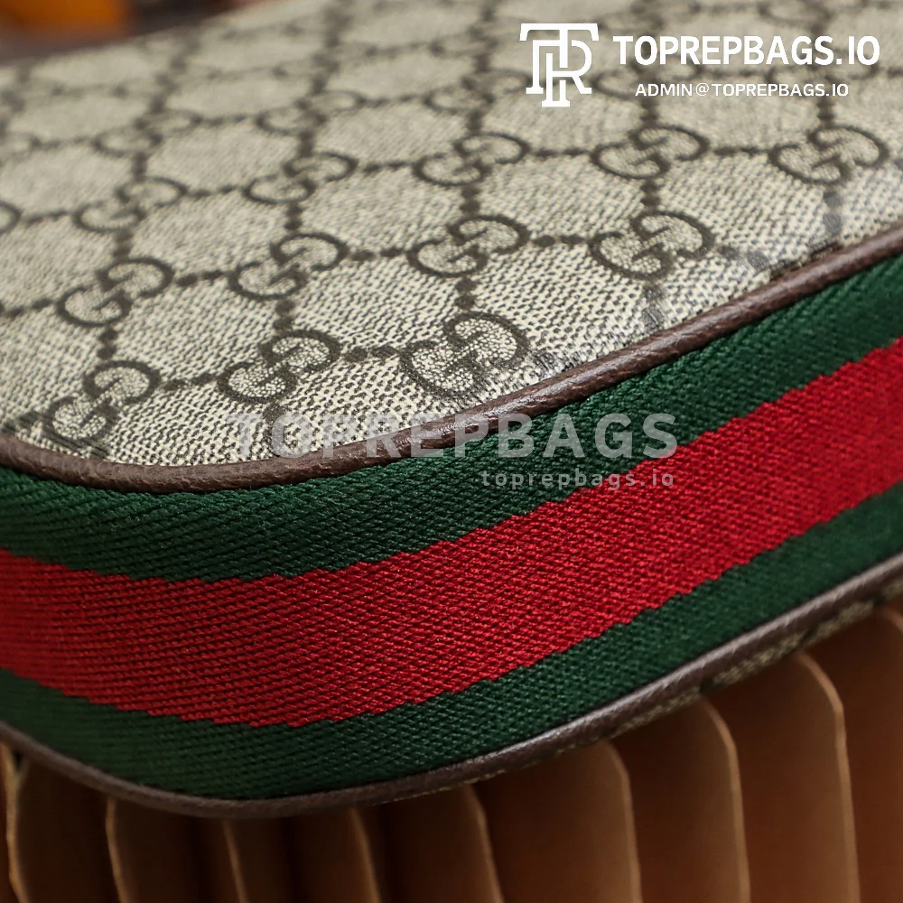 i1662567730_4428_8 Gucci Attache in Beige