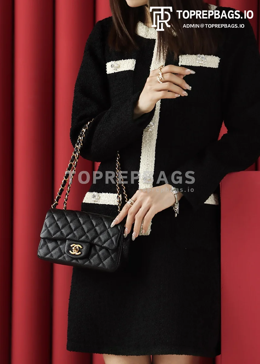 i1678290820_8550_0 Chanel Classic Flap Mini in Black